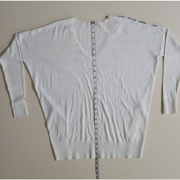 Express Women's Leopard Print V-neck Hi-Low Pullover Sweater with Zipper Detail - Picture 10 of 15